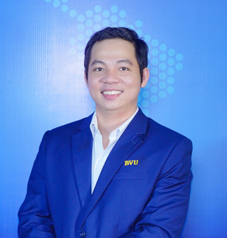 Tình Nguyễn - Founder & Team Leader 72Agency